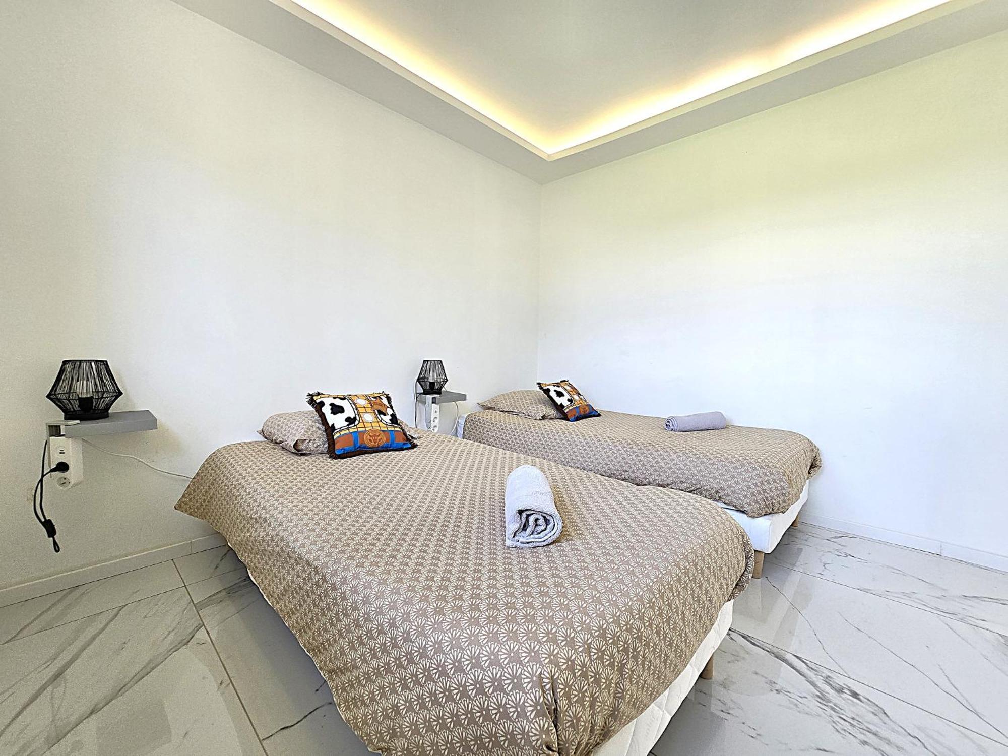 Maison Sapiac - 4Pers - 2 Chambres - 3 Lits - Clim Reversible - Terrasse Ombragee Et Grand Jardin - Piscine Saison Estivale Montauban Kültér fotó